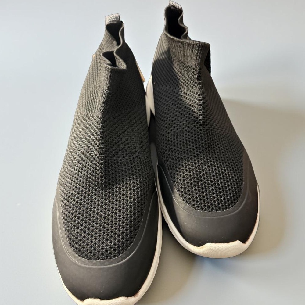 NWT Spenco Women’s Yoga Stretch Sneaker Booties Black Size 12D